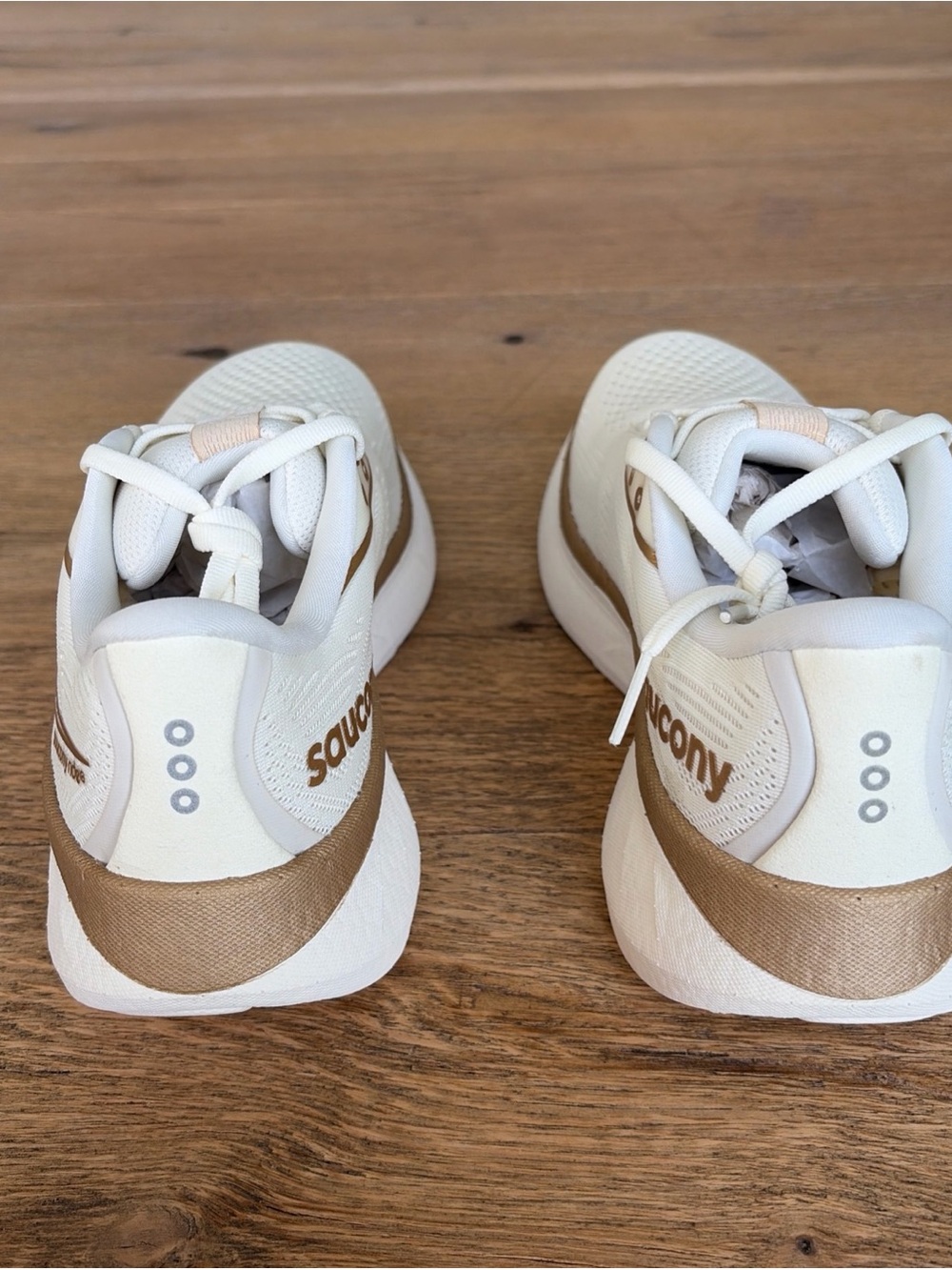 Sizes 7.5 & 10 Women Saucony Ride 18 Running Shoes, Vanilla S11000-104 - Picture 5 of 10